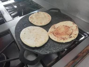 Donde Familia Manito