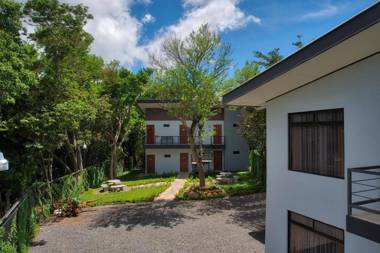 Calathea Lodge Monteverde