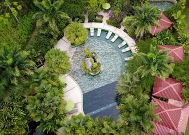 Paradise Hot Springs