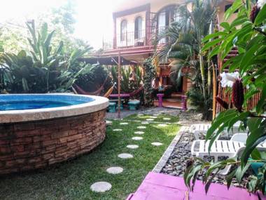 Cool Vibes Beach Hostel