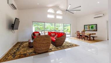 Brasilito House and Apartment with Pool Sleeps 8