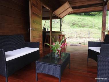 Finca Mei Tai B&B and Cacao Farm