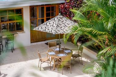 Buena Vista Chic Hotel