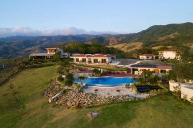 Vida Mountain Resort & Spa