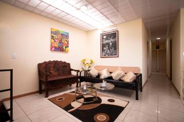 Flor de Katty Hostel Airport