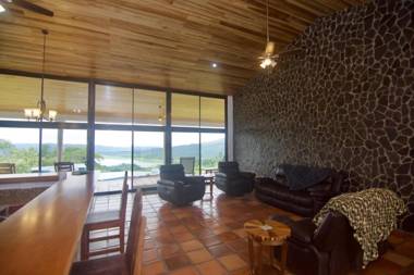 Serenity House. Gorgeous Private home with Pool & Volcano view!!