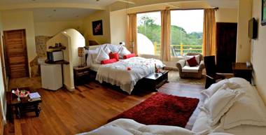 Issimo Suites (Adults Only)