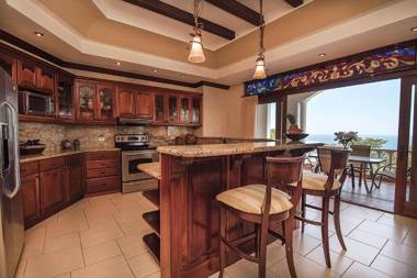 Pacifico Colonial Condominiums