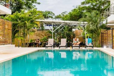 In the Shade Hotel - Coworking - 300Mbit - Adults Only