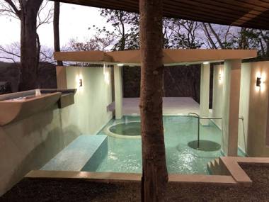 Pacific Kalokairi - Adults Only