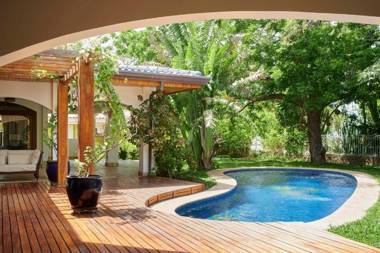 Blue Jewel Oceanfront Private Villa