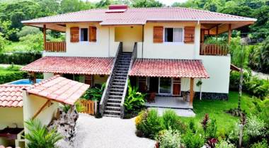 Costa Riki Apartments