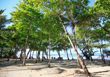 Casa Cecilia Beach Front