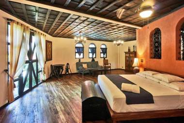 Oceana - Beachfront Villa