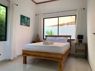 Villa Koi ~ Brand NEW Villa ~ 2 Bedrooms with Pool