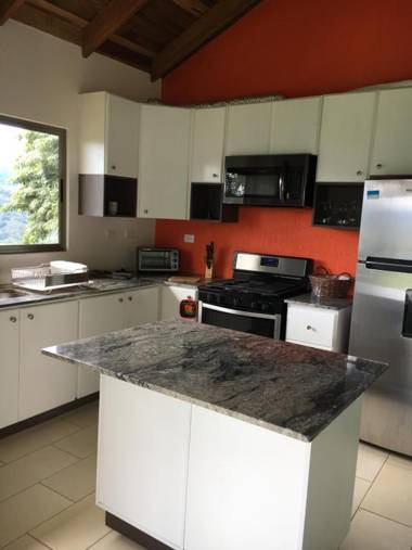 Casa Sofia a Gem Close to Orosi Thermal Pools!