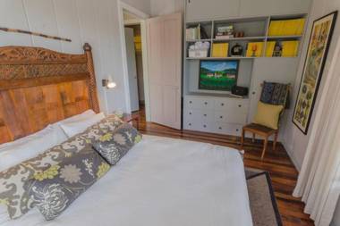 AQUIARES COFFEE FARM CASA HACIENDA LA ESPERANZA