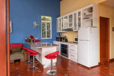 Casa Bartzis Close to Orosi and Tapanti National Park