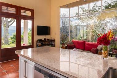 Casa Bartzis Close to Orosi and Tapanti National Park