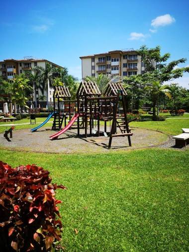 3 BR Condo Playa y Surf especial para familias