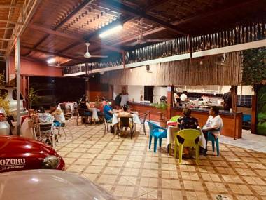 HOTEL Cabinas JACOMAR