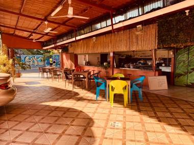 HOTEL Cabinas JACOMAR