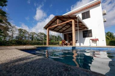 2 Comfortable New Villas Near Pacific Private Pool with Waterfall
