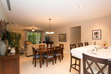 Nicely decorated 3rd-floor beauty with pool-view balcony in Coco