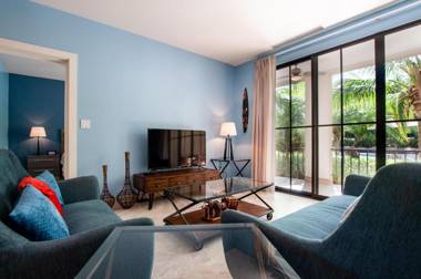 Nicely decorated ground-floor unit in front of pool at Pacifico in Coco