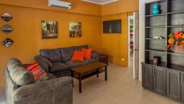 2-Bedroom 2-Bath Condo Near Beach