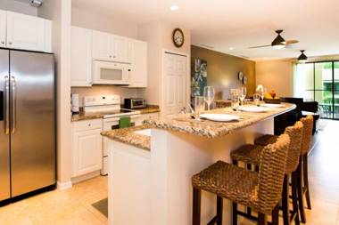 Colorfully decorated 3rd-floor unit overlooking pool at Pacifico in Coco