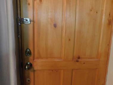 Modern Studio Loft Apt King Bed 10 min frm airport