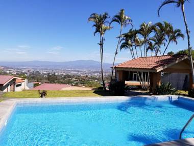 Hotel Monte Campana Escazu