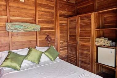 The Beach Bungalows - Digital Nomad Friendly - Adults Only