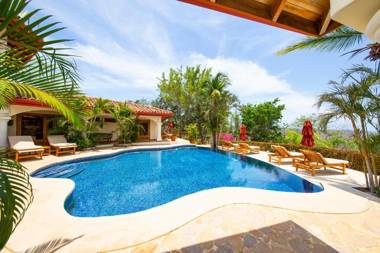 Los Altos de Eros - Adults Only