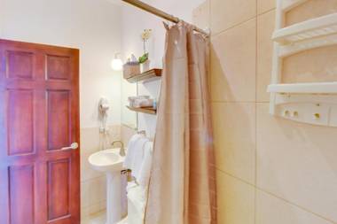 Ocotal Beach Club Hotel 1