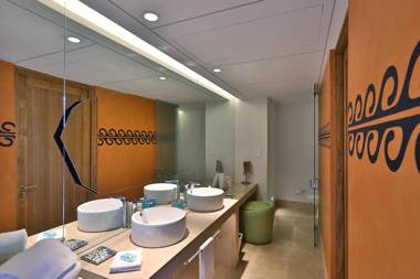 W Costa Rica Resort – Playa Conchal