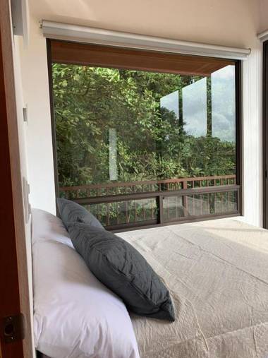 Puma Meraki Mountain View Monteverde