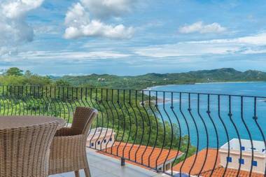 Ocean View Luxury Condo at Flamingo Towers