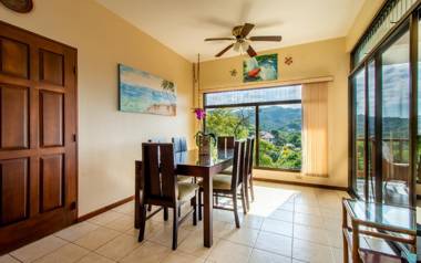 Ocotal Beach Front Condo #33