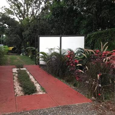 COTTON HOUSE DE LABRADOR