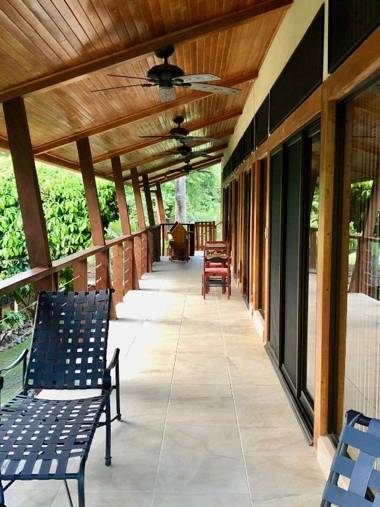 Ocean Beach housePRIVATE Tango Mar Resort estate 3 dwellings 15 people