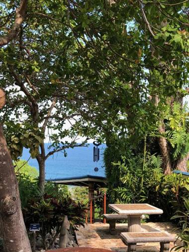 Ocean Beach housePRIVATE Tango Mar Resort estate 3 dwellings 15 people