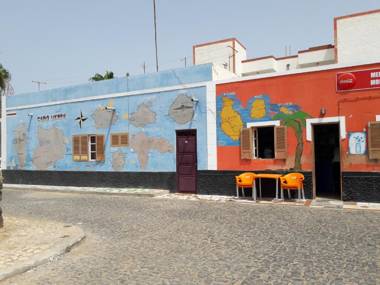 Sal Apartments Djadsal Moradias