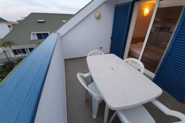 Gorgeous 2-bedroom penthouse with seaview terrace pool in Leme Bedje