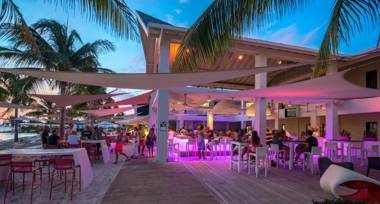 Papagayo Beach Hotel