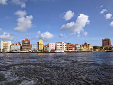 Spectacular Furnished Studio