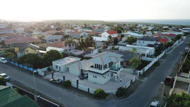 Sunset Heights Curacao