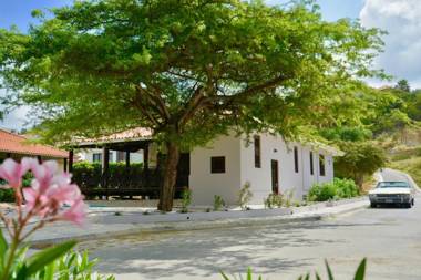 Blue Bay Beach Villas & Apartments