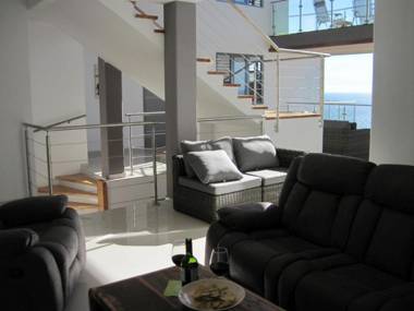 Group & Family House Galant Curaçao